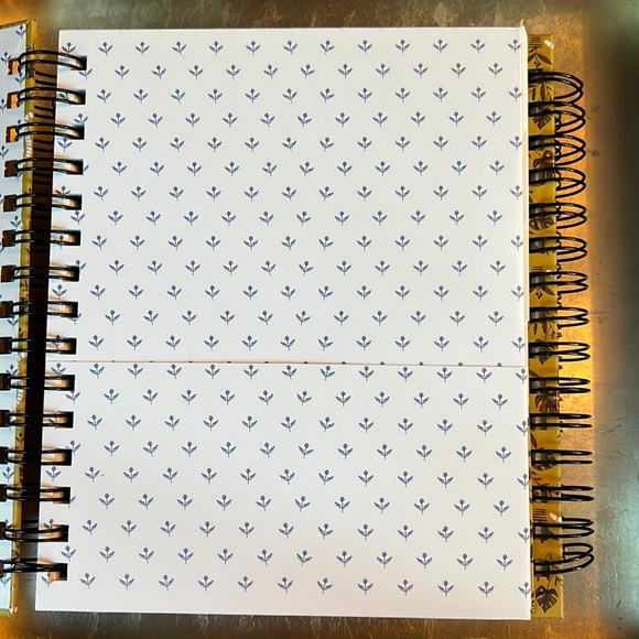 ring-bound notebook w/tab sections & pocket-“Botanical Cats”-NWT-4 available - Picture 4 of 7